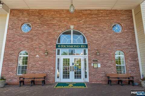 6222 Richmond Road, West Milford, NJ 07480