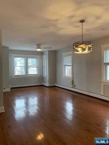 378 Park Avenue 2nd Fl, Fairview, NJ 07022
