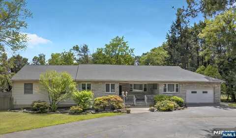 915 Glen Avenue, Washington, NJ 07676