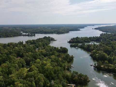46 & 47 Forest Lane, Lancaster, VA 22503