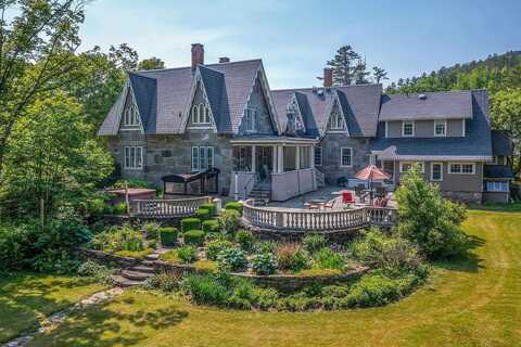1589 Main Street, Cavendish, VT 05142