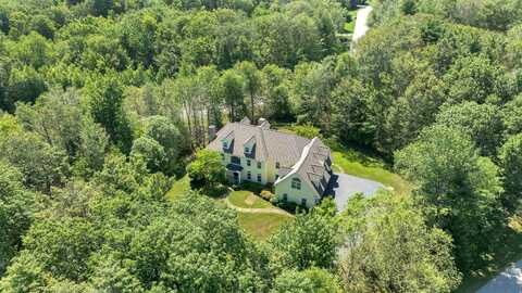30 Squier Drive, North Hampton, NH 03862