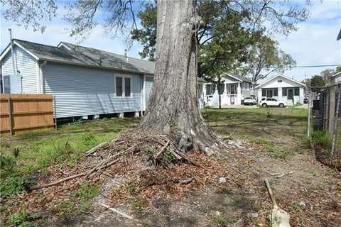 824-26 LOUQUE Place, New Orleans, LA 70124