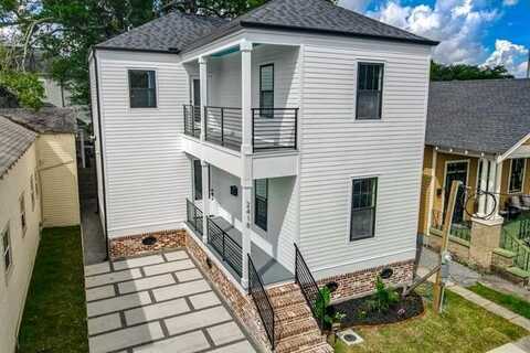 2418 ONZAGA Street, New Orleans, LA 70119