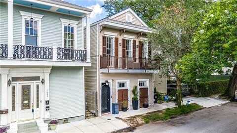 1633 EIGHTH Street, New Orleans, LA 70115