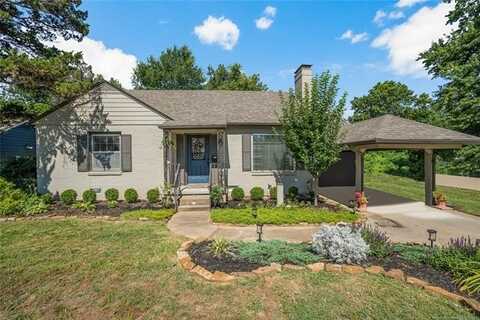 3202 S Detroit Avenue, Tulsa, OK 74105