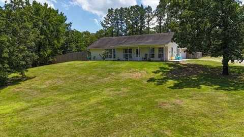 34262 Jacob Road, Poteau, OK 74953