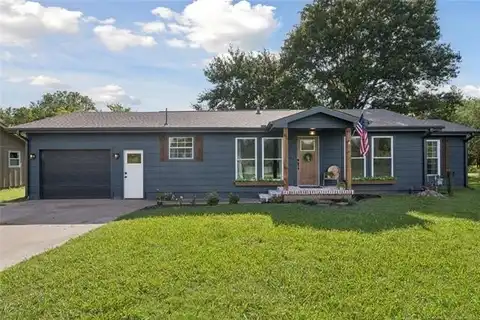 15915 N 252 Road, Okmulgee, OK 74447