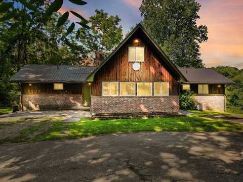 10 Wilderness Road, Radford, VA 24141