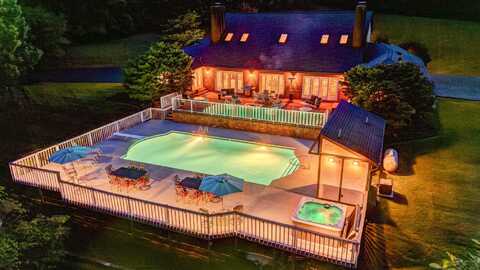 4506 Waterfront Farms Drive, Draper, VA 24324