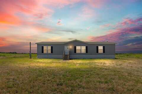3828 Farm Road 272, Celeste, TX 75423