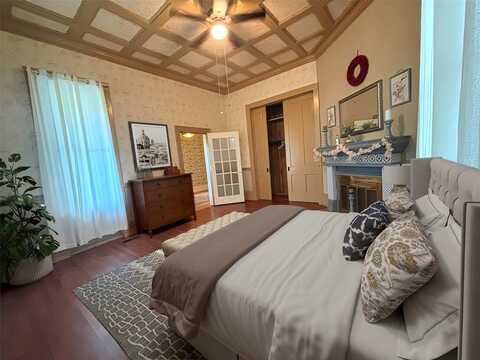 1915 N Jackson Street, Palestine, TX 75803