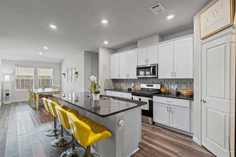 10637 Brookshire Road, Fort Worth, TX 76126
