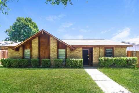 6418 Briar Knoll Drive, Garland, TX 75043