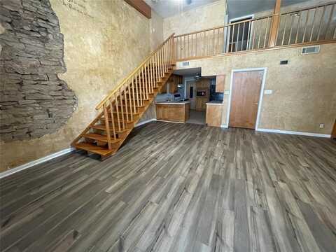 122 S Main Street, Springtown, TX 76082