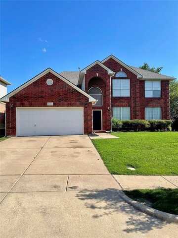5200 Saint Croix Lane, Fort Worth, TX 76137