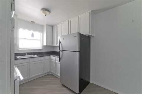 320 E 4th Street, Arlington, TX 76010