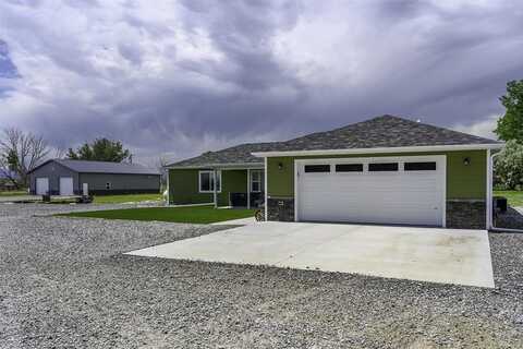 798 Ridge Rd, Powell, WY 82435