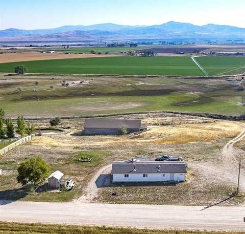 1822 Lane 11 1/2, Powell, WY 82435