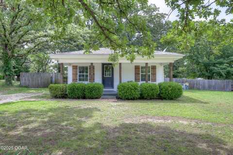 2234 N Saint Charles Avenue, Joplin, MO 64801