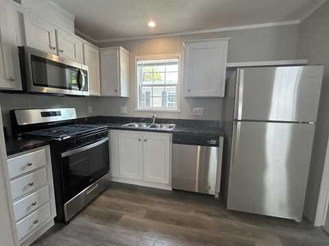 2476 Pajot Drive, Kawkawlin, MI 48631