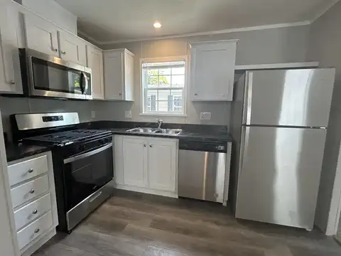 2476 Pajot Drive, Kawkawlin, MI 48631