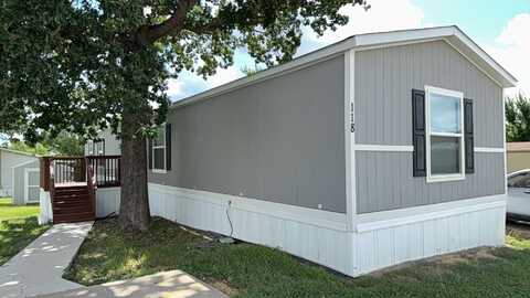 118 LEON, BASTROP, TX 78602