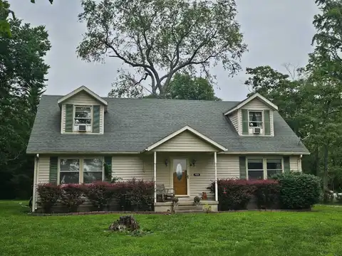 1625 County Road 950N, Fairfield, IL 62837