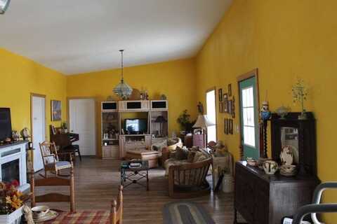 533 Granado, Fort Davis, TX 79734