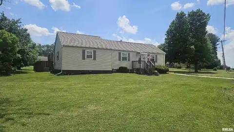 1050 W HICKORY, Canton, IL 61520