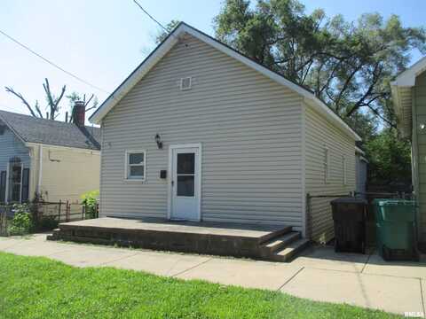1810 W LATROBE Street, Peoria, IL 61605