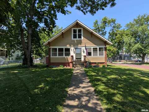 1101 S 4TH Street, Pekin, IL 61554