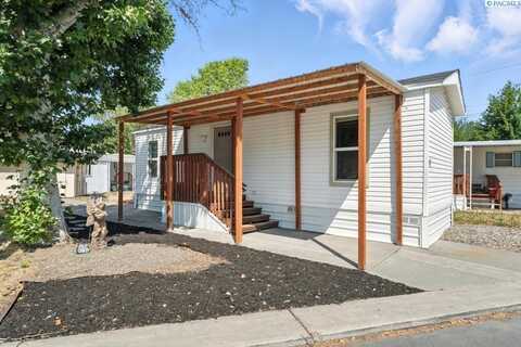 61 Log Ln, Richland, WA 99354
