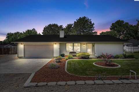 912 Rd. 44, Pasco, WA 99301