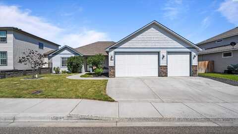1867 S Fescue St, Kennewick, WA 99338