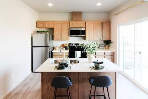 1200 N 8th Avenue, Othello, WA 99327