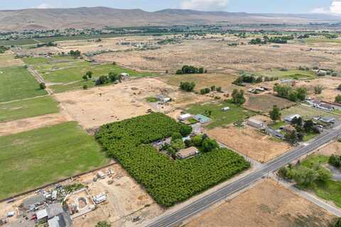 164901 W Old Inland Empire HWY, Prosser, WA 99350
