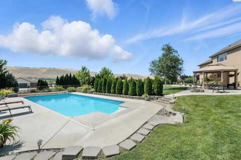 22803 Cottonwood Springs Blvd, Kennewick, WA 99338