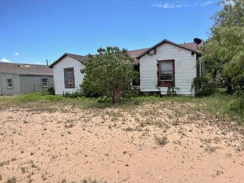 908 E 15th St, Big Spring, TX 79720