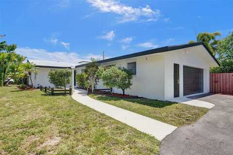 4017 NE 18th Ave, Oakland Park, FL 33334