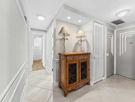 3333 NE 34 Street, Fort Lauderdale, FL 33308