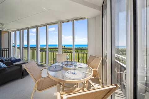 8824 S Sea Oaks Way unit: 102, Vero Beach, FL 32963
