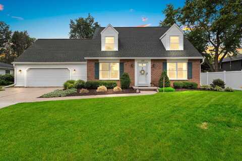 600 COUNTRY CLUB Road, GREEN BAY, WI 54313
