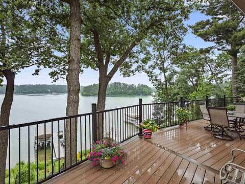 N2980 HIGHLAND Lane, WAUPACA, WI 54981