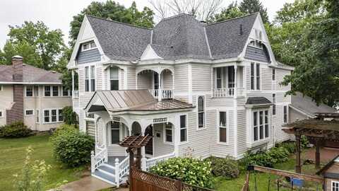 415 GRANITE Street, WAUPACA, WI 54981