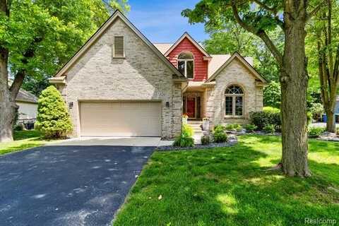 5520 Huron Hills Drive, Commerce Township, MI 48382
