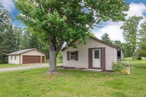 2433 E Fox Road, Lincoln, MI 48742