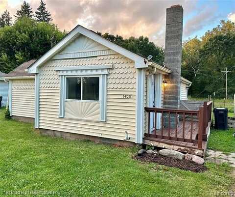 1492 Mason Road, Howell, MI 48843