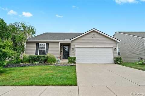 2766 Au Gres River Drive, Fowlerville, MI 48836