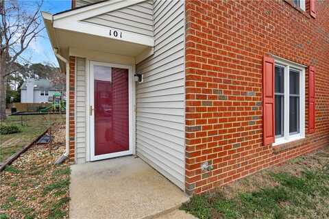 101 Kingsbridge Lane, Yorktown, VA 23692